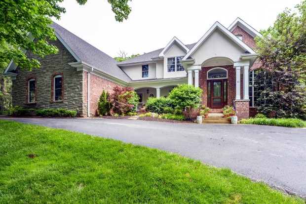 Balcon Estates, 11_exterior-front.jpg